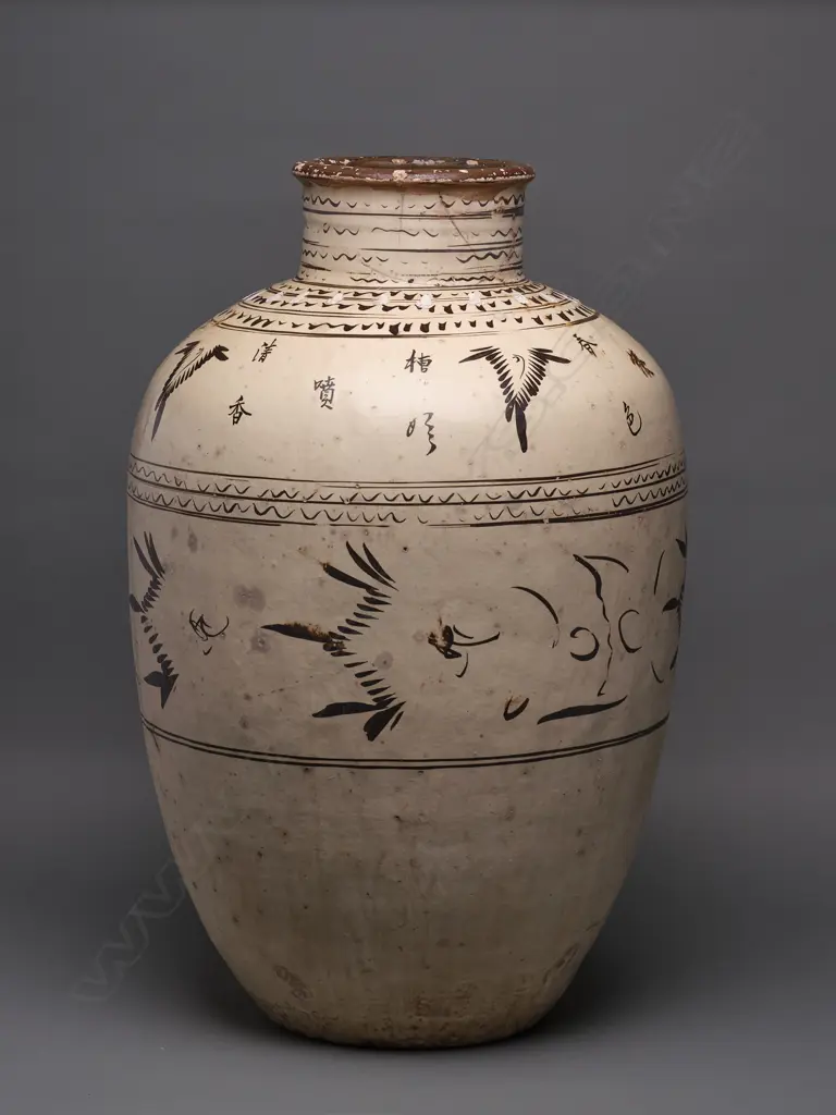 A monumental Cizhou ware jar, Image 1++
